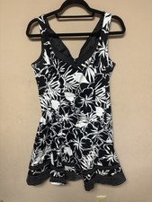 Nine West Black and White Floral Sleeveless VNeck Dress, 12