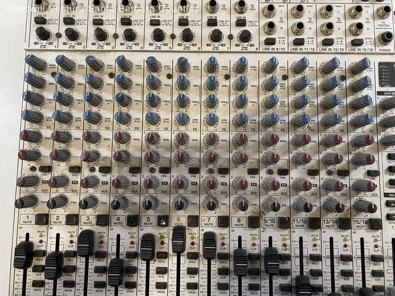 Behringer Eurorack UB2222FX-PRO 16-Channel Studio Mixer - Read | eBay