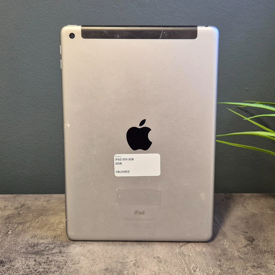 TABLET APPLE iPAD 5TA GENERACIÓN A1823 9.7" PULGADAS 32GB WIFI/CELULAR - PLATA - Imagen 2 de 2