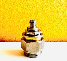 HP / Agilent 5062-1247 3.5mm (M) NMD to 3.5mm (F) Bulkhead Test Port Connector.