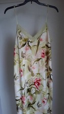 Valerie Stevens Size L Floral Green/Pink Lace Maxi Spaghetti Strap Nightgown EUC