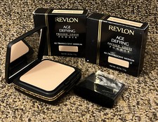 2 REVLON AGE DEFYING PRESSED LOOSE POWDER  02 TRANSLUCENT MEDIUM