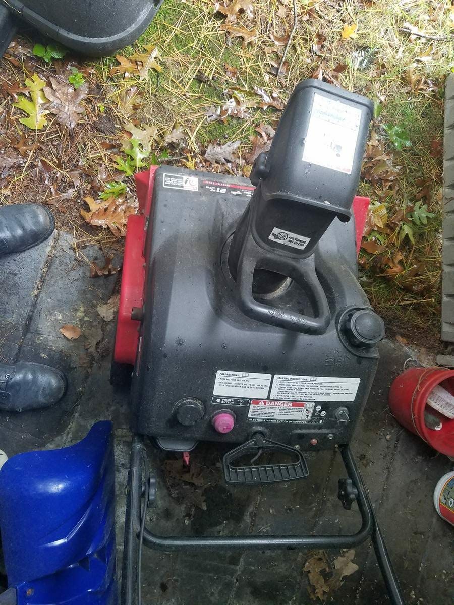 Gasket Carb Carburetor For Yard Machines 31AS231729 Snow Blower