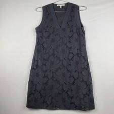 BCBGeneration Shift Dress Women's XS Black Lace  Floral Cocktail V-Neck Pullover