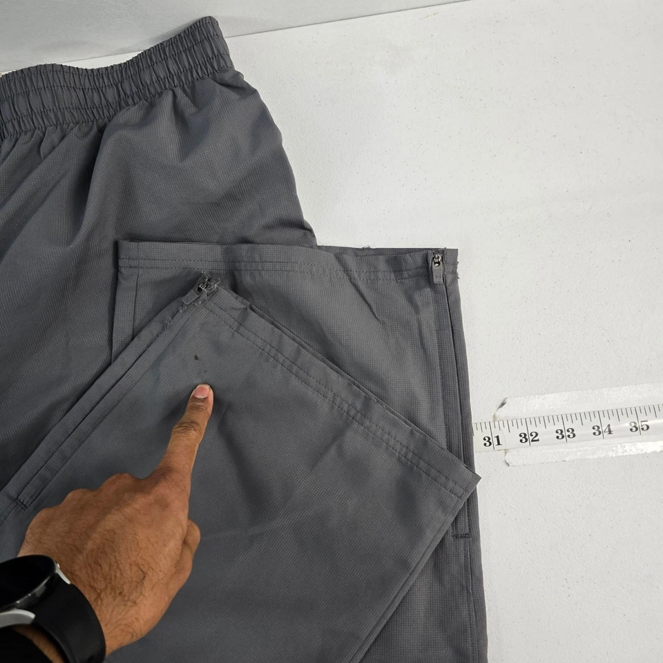 Under Armour Men's Gray HeatGear Loose Fit Athletic Pants XL TG EG - Image 3 of 4