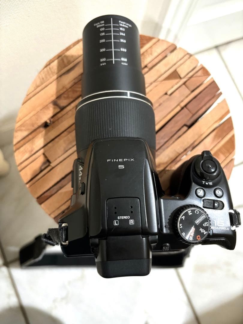 FUJI Finepix S8400 Digital Camera Compact Tested Zoom Function