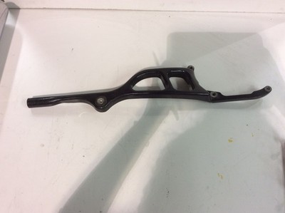 Exhaust Muffler mount bracket support bar Harley Davidson Dyna Switchback 65992-