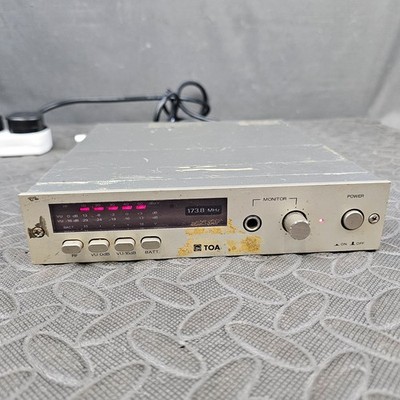 TOA WT-730 Wireless Tuner Receiver 173,8 MHz VHF HiFi Pro Audio Equipment
