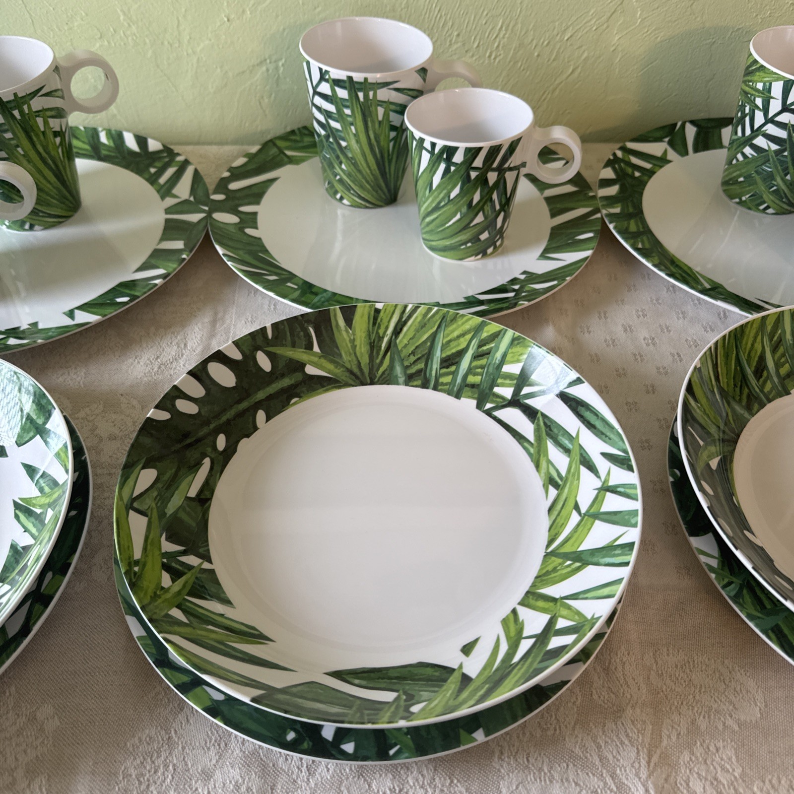 Rare Rosti Mepal Denmark VTG 20PC Picnic Dinner Set -Tropical Theme