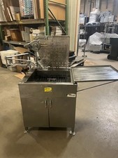 Belshaw Donut Fryer with Type B Dropper - Electric - Model 624