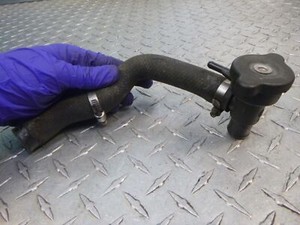04 Kawasaki Ninja 250R EX250F ENGINE RADAITOR FILL NECK PORT W/HOSE