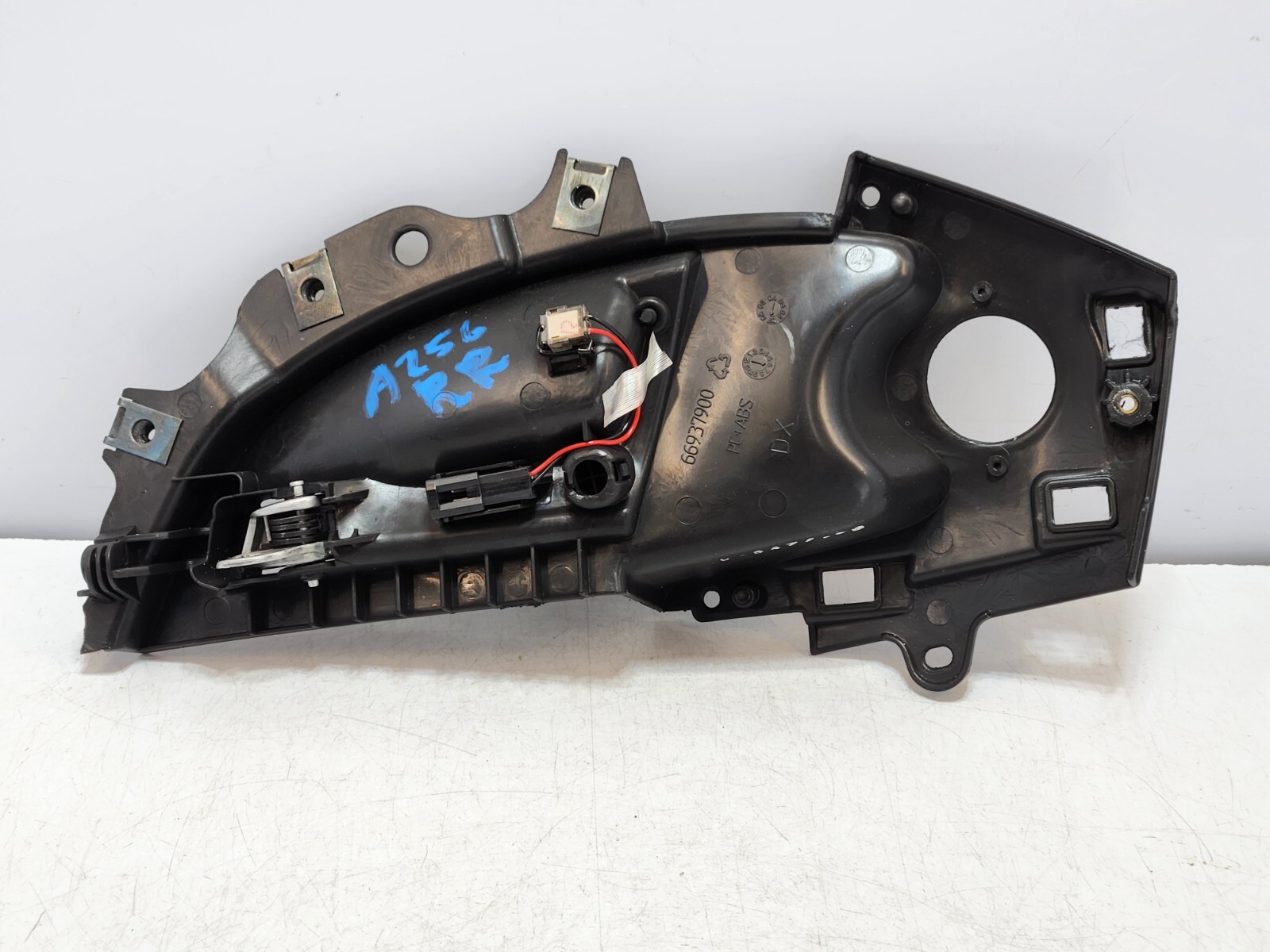 ✅ 03-12 OEM Maserati Quattroporte M139 Rear Right Interior Door Pull Handle