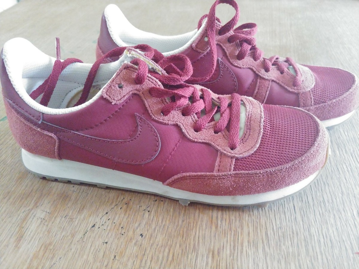 nike challenger women