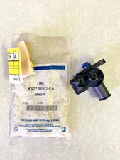 XS2Z-9F972-EA FUEL INJECTOR PRESSURE SENSOR FOR 2000-2002 TAURUS AND SABLE