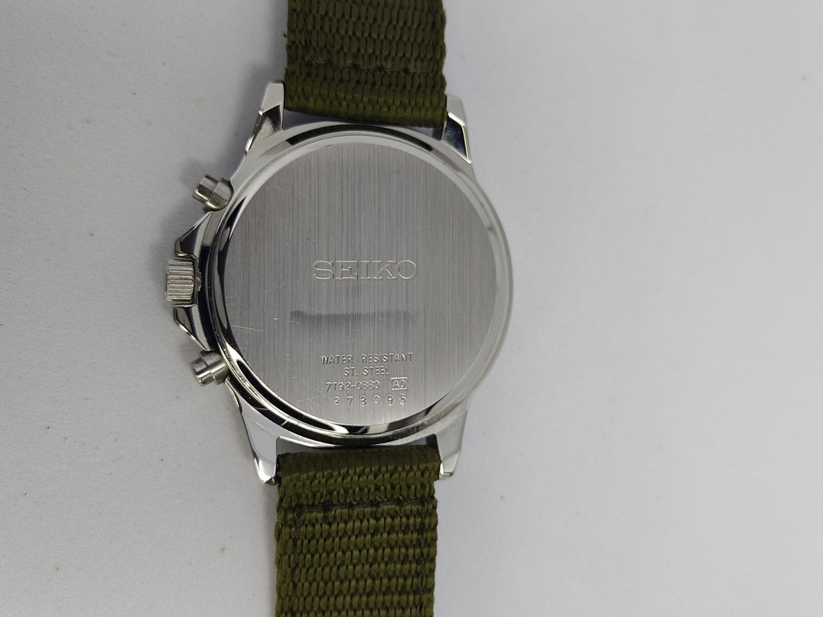 セイコー　クロノグラフ　7T92-0BB0 WATER RESISTANT Seiko 7T92-0BB0 Watch Quartz Analog Chronograph Battery