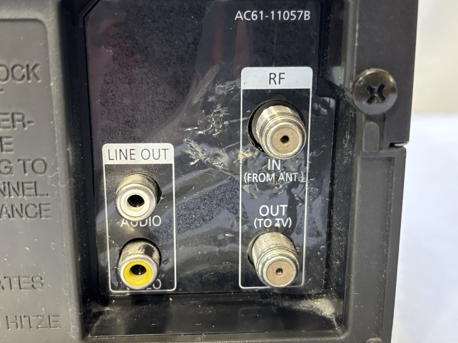 SAMSUNG VR5409 Video Cassette Player/Recorder 4 Head No Remote