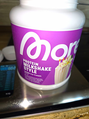more Protein Milkshake Style Vanilla Ice Cream Ein Shake Entommen Bitte Beachten