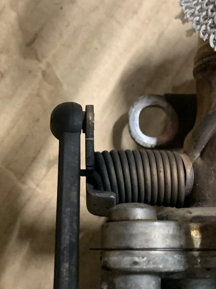 JAGUAR XF EGR 2.2L DIESEL EXHAUST GAS RE-CIRCULATION COOLER. C2S-52516 - Image 2 of 3