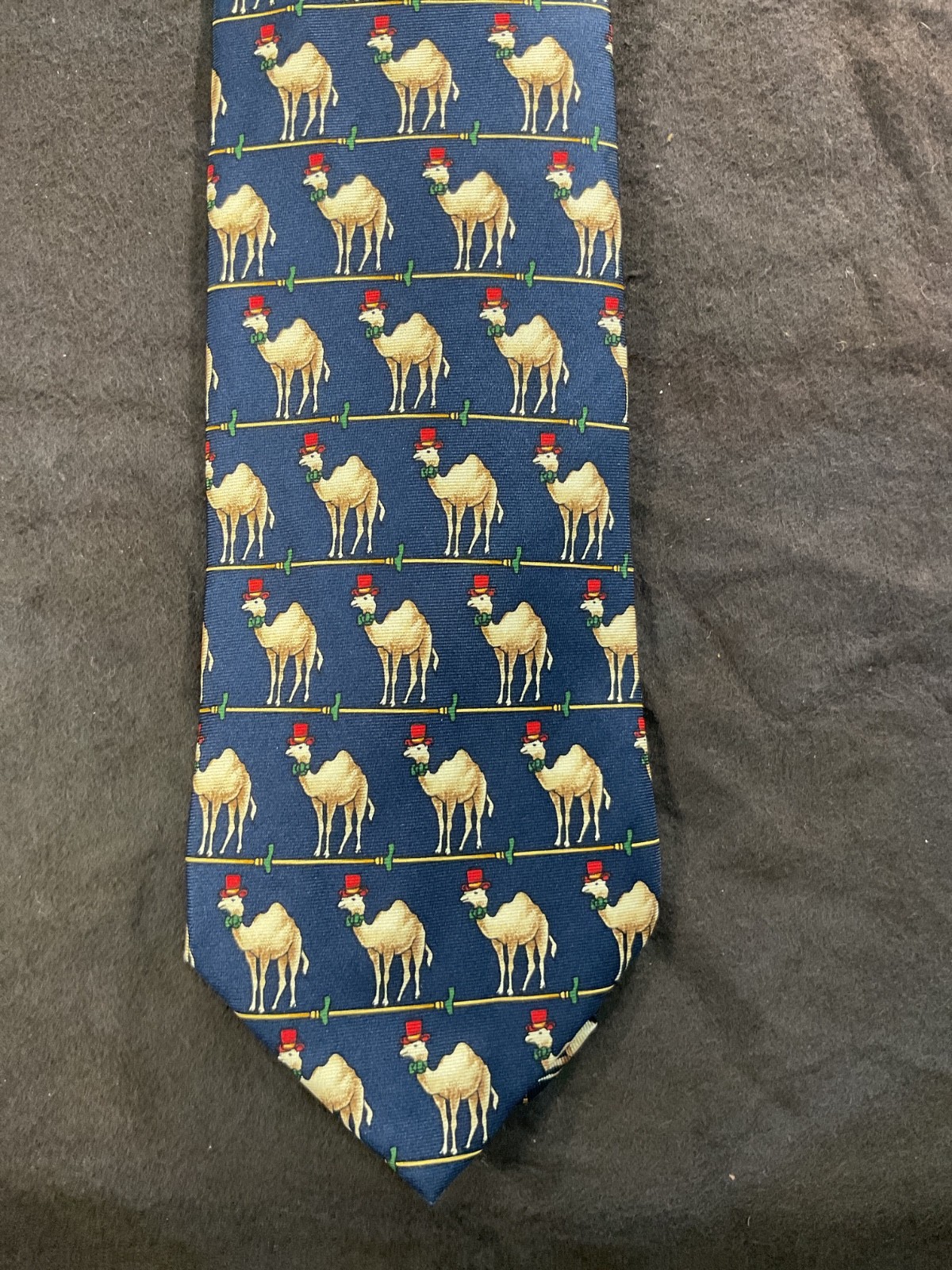 Brooks Brothers USA Men's Navy Blue Camel Geometric Pattern Silk Neck Tie #C9