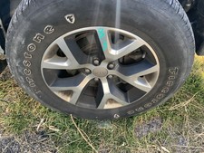 Oem Wheel 17x7-12 Road Wheel Fits 14-18 Cherokee 1322414