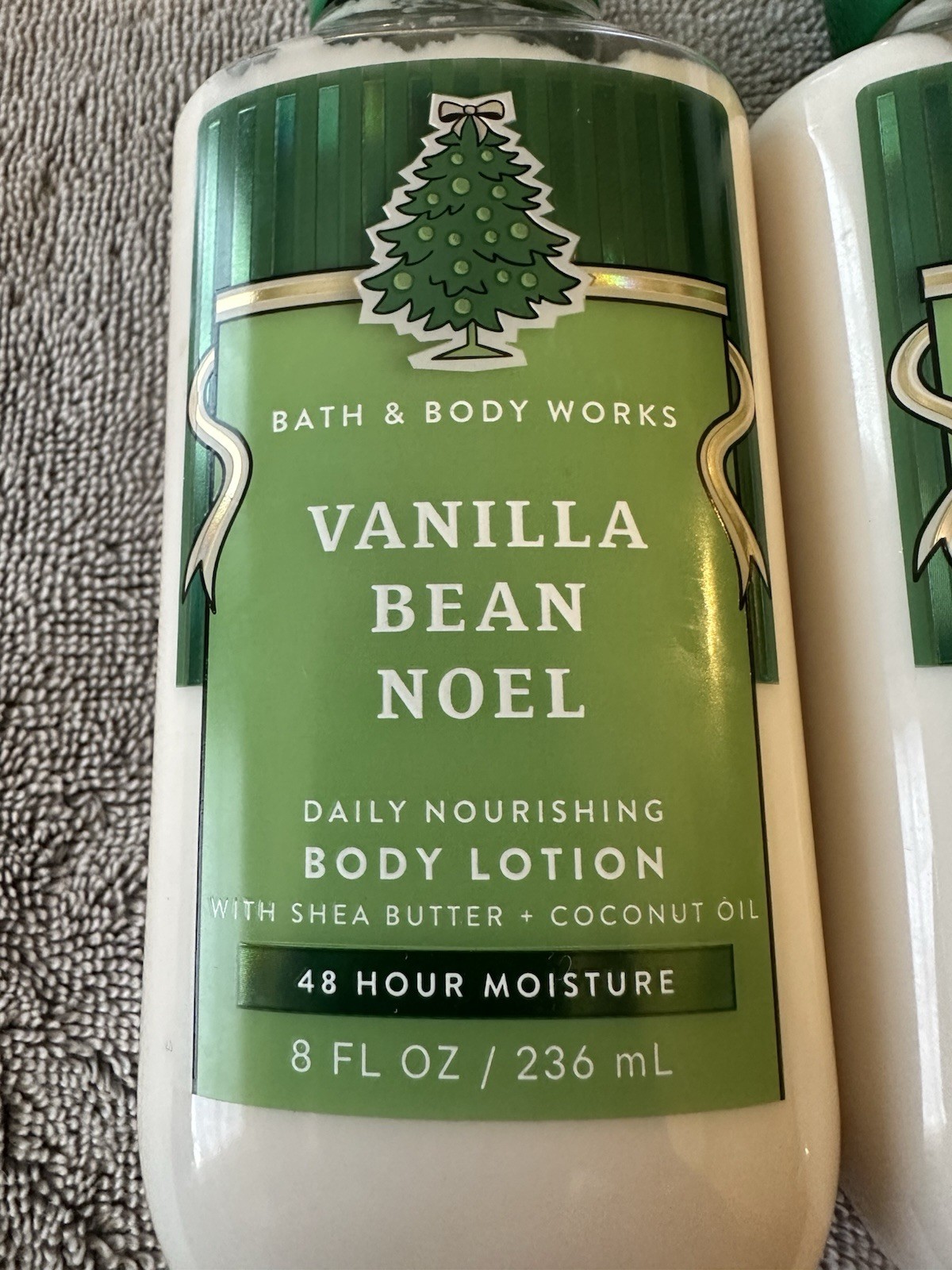 Lot of 2 - BATH & BODY WORKS BODY LOTION 8oz Vanilla Bean Noel NEW Bottles