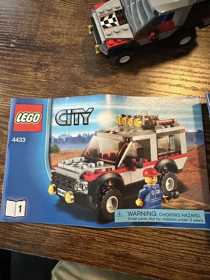 LEGO City: Dirt Bike Transporter (4433) 99% completo con instrucciones Foto 3 de 4