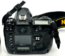 Nikon D2X 12.4MP Digital SLR Camera Body FOR PARTS OR REPAIR