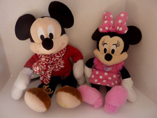 Disney Store 2015 Mickey Winter Christmas Holiday Plush 17"  Minnie Mouse