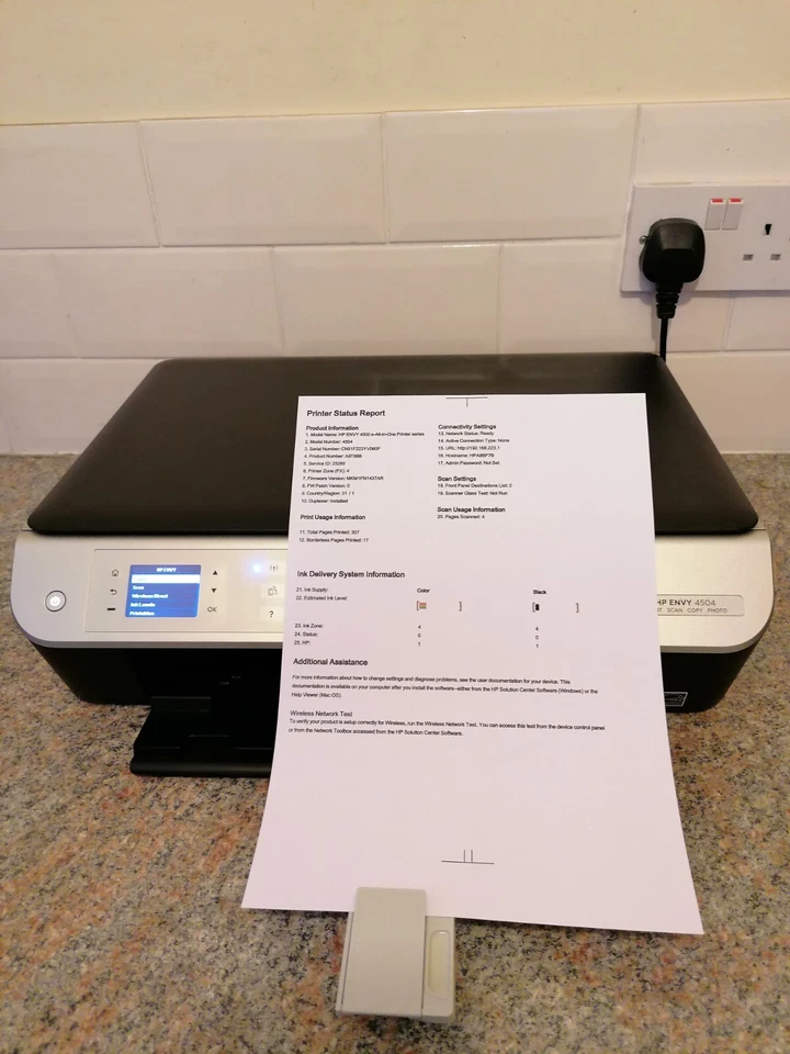 HP Envy 4504 kabelloser All-in-One-Tintenstrahldrucker (Drucken, Scannen, Kopieren, Foto) - Bild 2 von 4