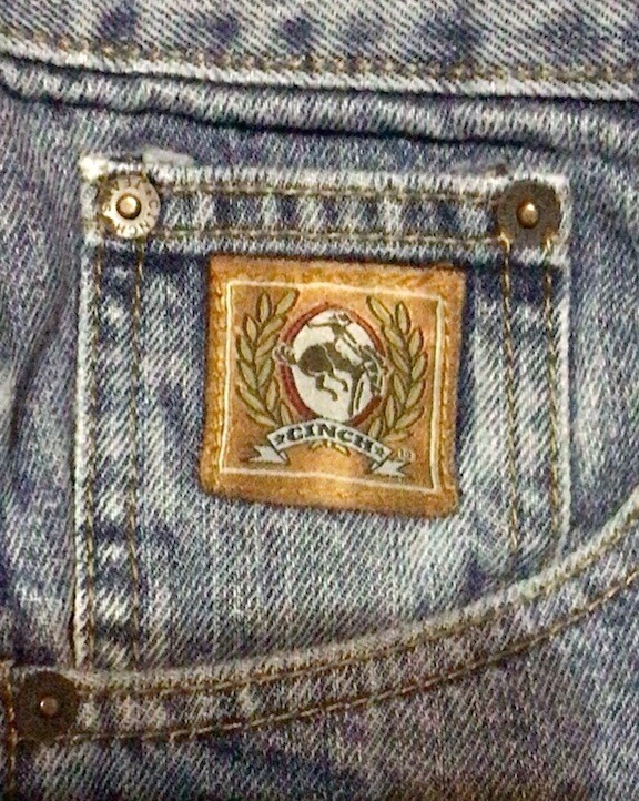 Picture 4 of 5