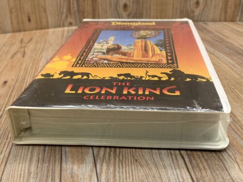 NEW - Disney’s The Lion King Celebration VHS Sealed Disneyland Park - Picture 4 of 4