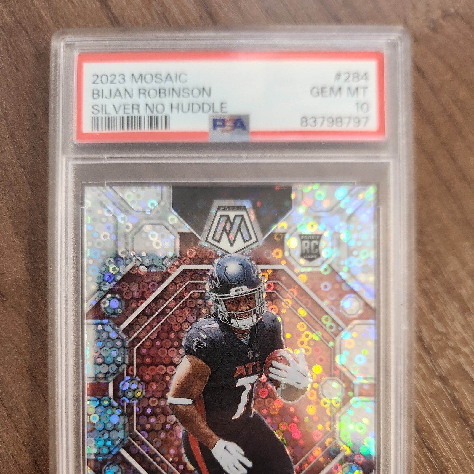 2023 Panini Mosaic Silver No Huddle #284 Bijan Robinson rc Rookie PSA 10 pop 15