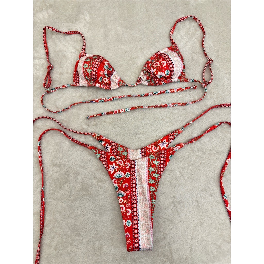 SHEIN Bikini Set Womens Size M Red Paisley Floral Triangle Top Thong 2pc NEW!