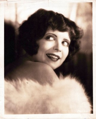 HOLLYWOOD BEAUTY CLARA BOW STYLISH POSE STUNNING PORTRAIT 1920s ORIG PHOTO 430