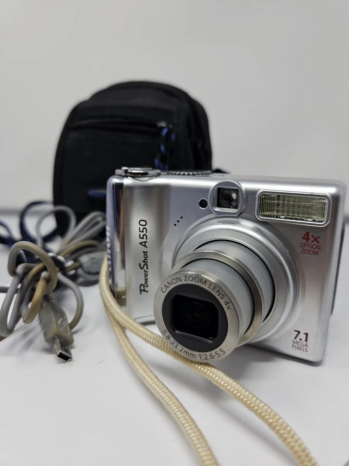 Works Read-Canon PowerShot A550 7.1MP Digital Camera 4x Optical Zoom With Case  - Image 2 of 4