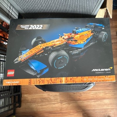 LEGO Technic McLaren Formula 1 Race Car 42141 Complete Set 1432 Pieces Boxed