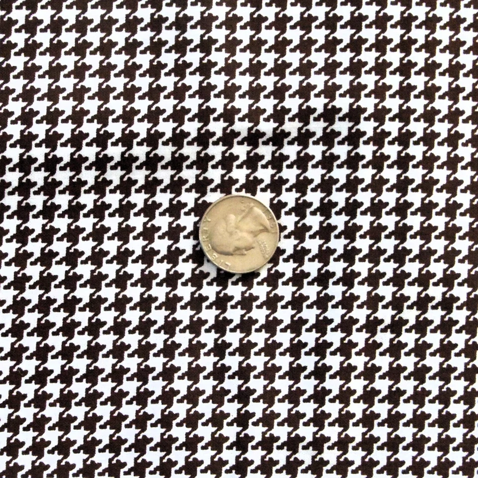 Tela de algodón pata de gallo marrón sobre fondo blanco pieza de 5 yardas X WOF Foto 3 de 3