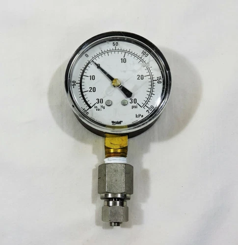 Vintage Marshall Town Gauge MADE IN THE USA 90532 0-30 PSI 200 kPA