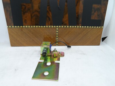 HP QUANTUM Ultrium lto SDLT SSL1016 LEFT SIDE MAG RELEASE MECHAN 70-60575-01