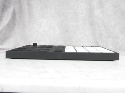 Native Instruments MASCHINE MIKRO MK3 Beat Make DAW Sampler