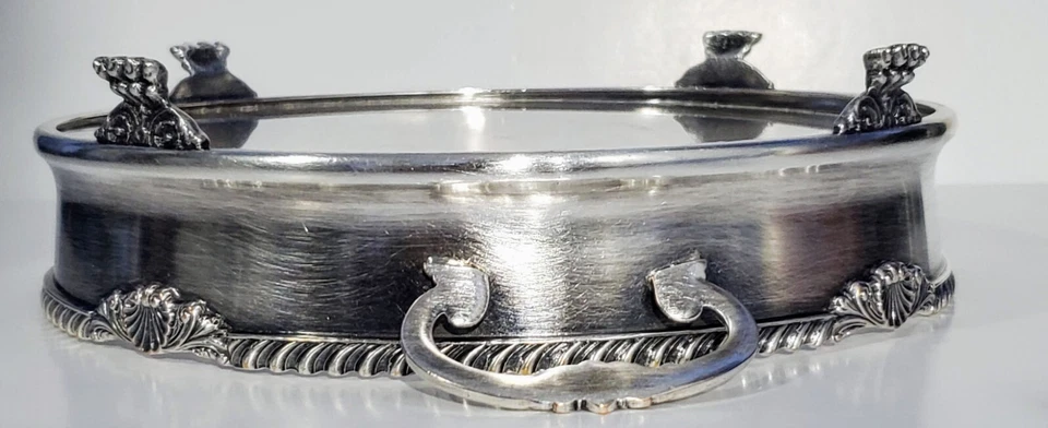 Vintage Silver Plated Footed Casserole Chafing Dish Carrier holds glass insert - Image 2 of 4