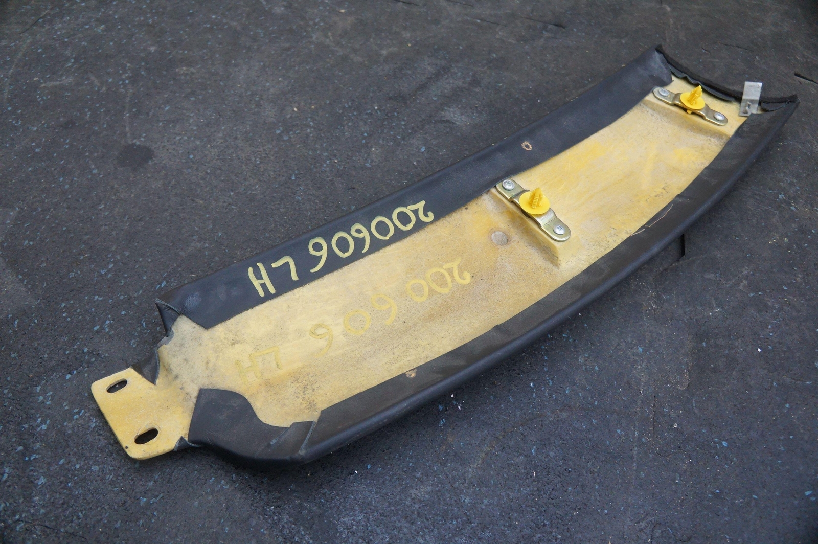 Left Upper Side Trim Panel USA Canada Black 69206900 OEM Ferrari F430 Coupe 2006