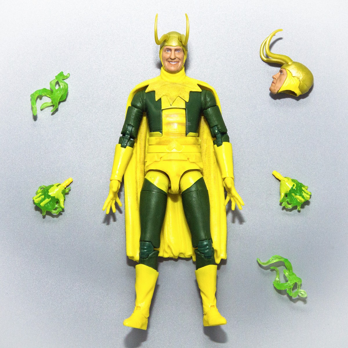 2022 Hasbro Marvel Legends CLASSIC LOKI 6