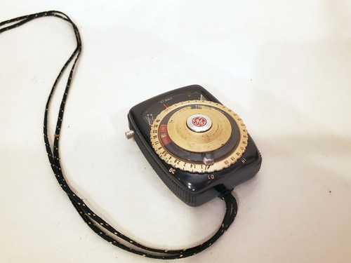 Lotto di 3 misuratori di esposizione vintage: Weston 853, General Electric GE PR-1, Kalimar - Foto 4 di 12