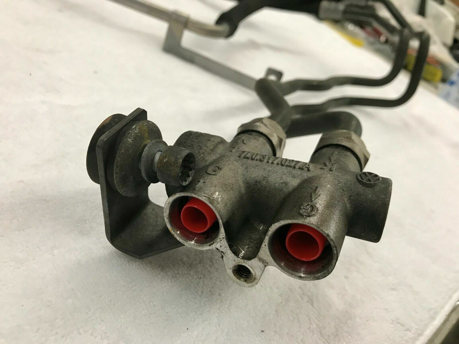 LAMBORGHINI GALLARDO LP570 TEMPERATURE REGULATOR OIL COOLER PIPE OEM 7L0317027A