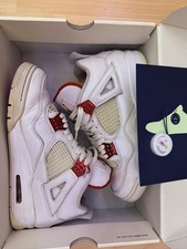 Jordan 4 Retro Metallic Red, Größe EU 42, Größe US 8.5, Größe UK 7.5
