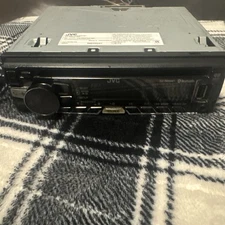 JVC KD-R860BT CD/MP3 Receiver - AM/FM RADIO/ AUX / BLUETOOTH 