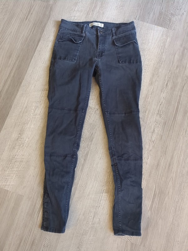 Abercrombie & Fitch Grey Wash Moto Jeans Size 25