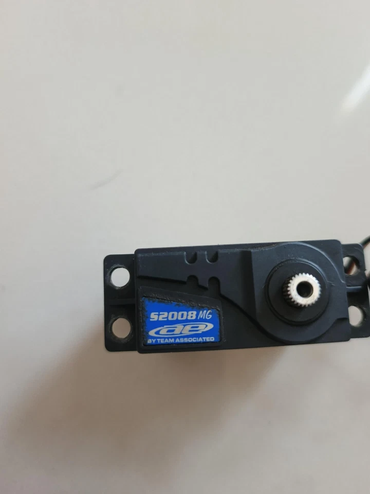 Team Associated S2008 MG Steering Servo - Image 2 of 4