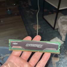 16GB (2x8GB) 1.5V Desktop RAM Crucial BLS8G3D...